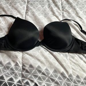 black PINK bra